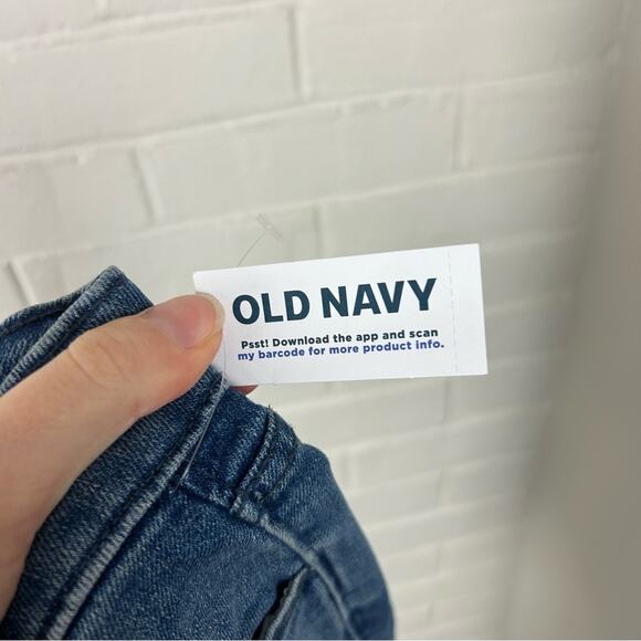 NWT Old Navy High Rise Wow Super Skinny Jeans Size 18 Short - Picture 2 of 9